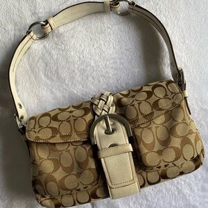 Vintage Y2K Coach Soho Braided Buckle With Double Pockets